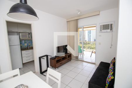 Sala de apartamento à venda com 2 quartos, 75m² em Recreio dos Bandeirantes, Rio de Janeiro