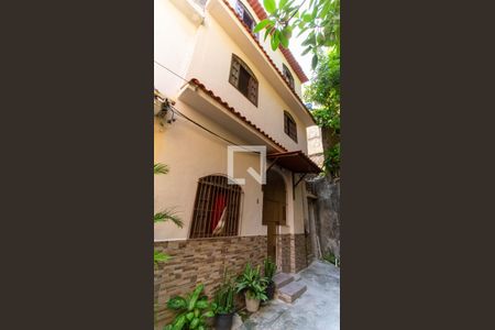Casa à venda com 11 quartos, 195m² em São Domingos, Niterói
