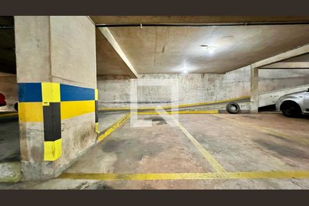 Garagem de apartamento à venda com 2 quartos, 111m² em Funcionários, Belo Horizonte