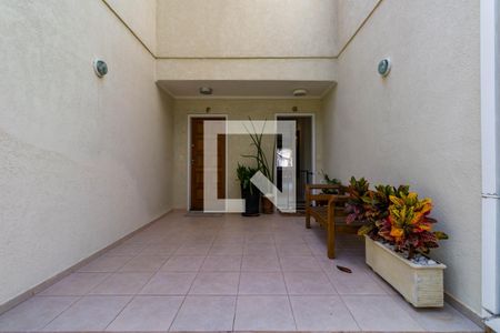 Área comum de casa de condomínio à venda com 3 quartos, 230m² em Jardim Londrina, São Paulo