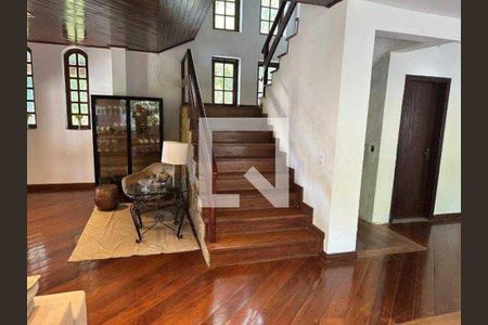 Escada de casa de condomínio à venda com 3 quartos, 640m² em Freguesia (Jacarepaguá), Rio de Janeiro