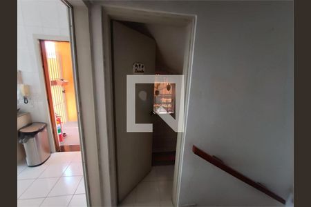 Casa à venda com 3 quartos, 234m² em Jaguaré, São Paulo