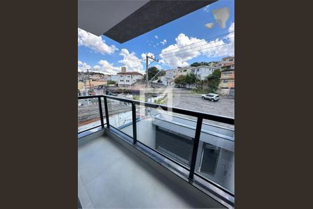 Casa à venda com 3 quartos, 205m² em Parque Sao Domingos, São Paulo