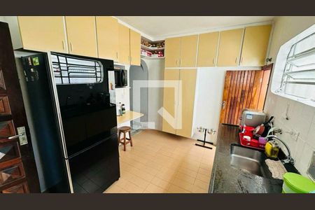 Casa à venda com 3 quartos, 230m² em Vila Santa Catarina, São Paulo