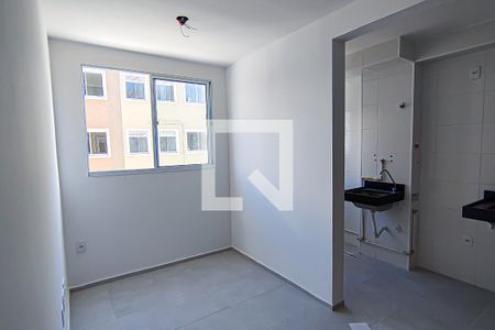 Sala de apartamento à venda com 2 quartos, 40m² em Taquara, Rio de Janeiro