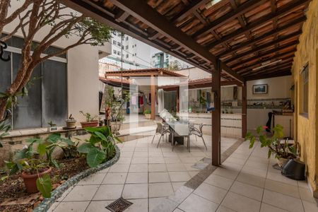 Quintal de casa à venda com 5 quartos, 363m² em Pampulha, Belo Horizonte