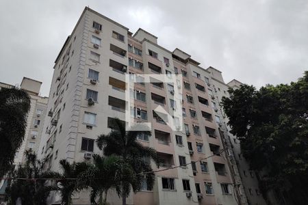 Fachada do bloco de apartamento à venda com 2 quartos, 47m² em Pechincha, Rio de Janeiro