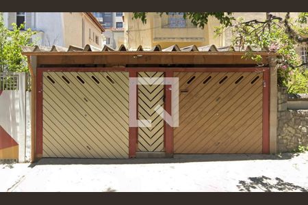 Fachada de casa à venda com 4 quartos, 300m² em Água Branca, São Paulo
