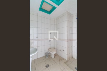 Banheiro de casa à venda com 2 quartos, 100m² em Vila Ida, São Paulo