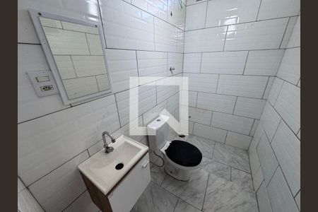 Banheiro de kitnet/studio para alugar com 1 quarto, 30m² em Campina, São Leopoldo