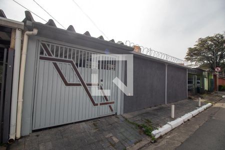 Fachada de casa à venda com 4 quartos, 235m² em Santo Amaro, São Paulo