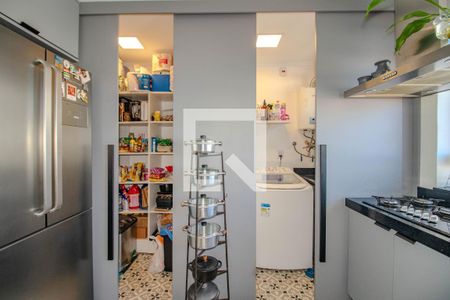 Cozinha e Área de Serviço de apartamento para alugar com 4 quartos, 196m² em Jardim Lindóia, Porto Alegre