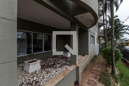 Entrada de apartamento à venda com 2 quartos, 77m² em Vila Boa Vista, Barueri