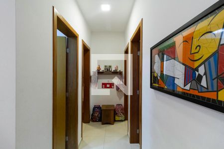Corredor de apartamento à venda com 3 quartos, 123m² em Planalto, Belo Horizonte