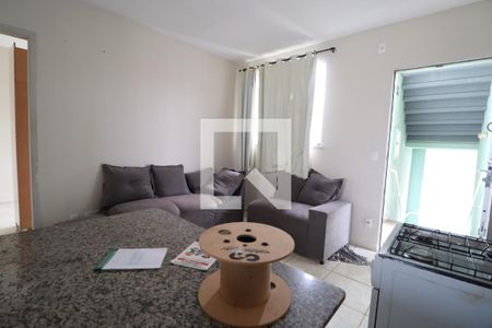 Sala de apartamento para alugar com 2 quartos, 45m² em Jardim Europa, Uberlândia