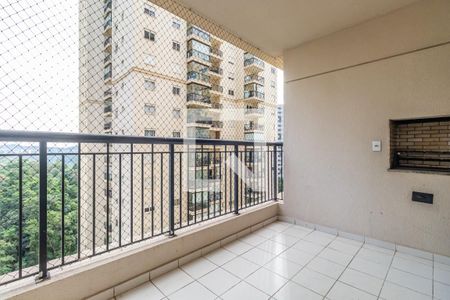 Varanda Sala de apartamento à venda com 3 quartos, 94m² em Jardim Tupanci, Barueri
