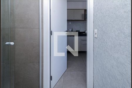 Banheiro Social de kitnet/studio à venda com 1 quarto, 17m² em Liberdade, São Paulo
