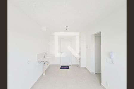 Sala e Cozinha integrada de apartamento à venda com 2 quartos, 34m² em Vila Maria, Guarulhos