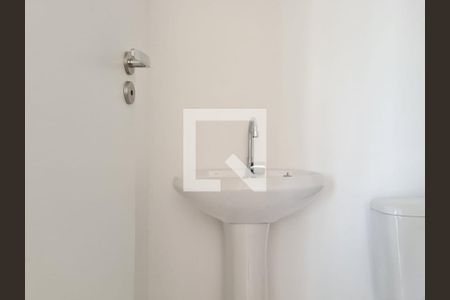Banheiro Social de apartamento à venda com 2 quartos, 34m² em Vila Maria, Guarulhos