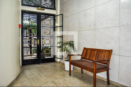 Entrada do prédio  de apartamento à venda com 3 quartos, 105m² em Centro Histórico, Porto Alegre