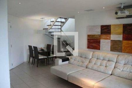 Apartamento à venda com 4 quartos, 230m² em Barra da Tijuca, Rio de Janeiro