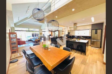 Casa à venda com 5 quartos, 380m² em Recreio dos Bandeirantes, Rio de Janeiro