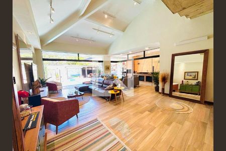 Casa à venda com 5 quartos, 380m² em Recreio dos Bandeirantes, Rio de Janeiro