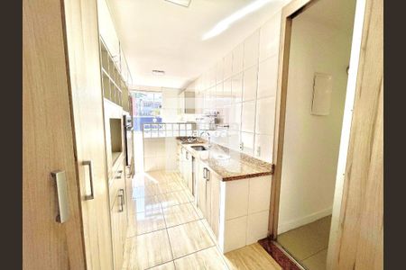 Casa à venda com 6 quartos, 300m² em Irajá, Rio de Janeiro