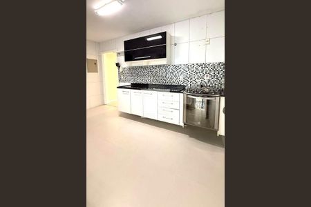 Casa à venda com 3 quartos, 135m² em Pechincha, Rio de Janeiro