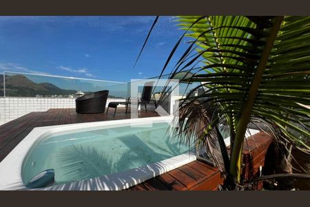 Apartamento à venda com 3 quartos, 220m² em Jacarepaguá, Rio de Janeiro