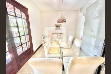 Casa à venda com 4 quartos, 545m² em Barra da Tijuca, Rio de Janeiro