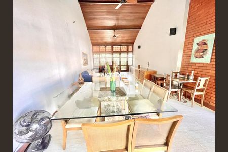 Casa à venda com 4 quartos, 545m² em Barra da Tijuca, Rio de Janeiro