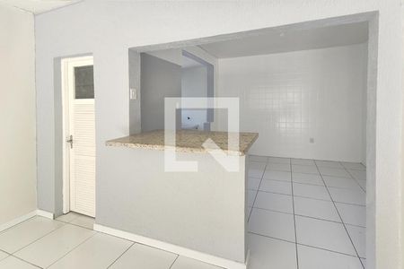 Cozinha e Área de Serviço de apartamento para alugar com 2 quartos, 60m² em Rio Branco, São Leopoldo