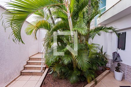 Jardim de casa à venda com 3 quartos, 358m² em Jardim Monjolo, São Paulo