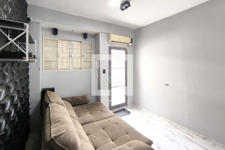 Sala de casa para alugar com 3 quartos, 90m² em Parque Uniao, Jundiaí