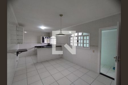 Cozinha - Torneira de casa à venda com 3 quartos, 200m² em Bosque da Saúde, São Paulo