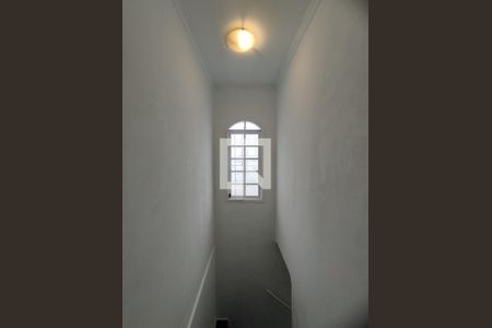 Corredor de casa para alugar com 3 quartos, 200m² em Bosque da Saúde, São Paulo