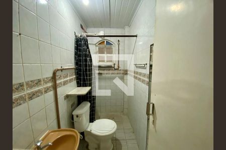Banheiro 1 de casa para alugar com 2 quartos, 87m² em Cidade Ocian, Praia Grande