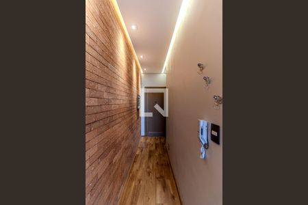 Corredor de Entrada de apartamento à venda com 2 quartos, 65m² em Cerqueira César, São Paulo