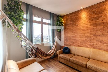 Sala de apartamento à venda com 2 quartos, 65m² em Cerqueira César, São Paulo