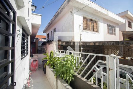Área externa de casa à venda com 4 quartos, 130m² em Vila Leonor, São Paulo