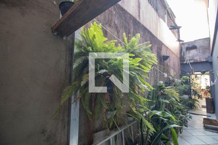 Quintal de casa à venda com 4 quartos, 130m² em Vila Leonor, São Paulo