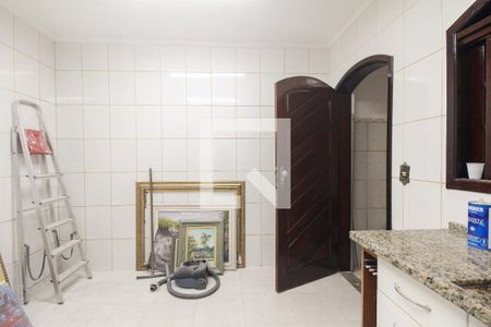 Cozinha de casa à venda com 2 quartos, 260m² em Chácara Seis de Outubro, São Paulo