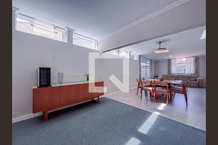 Casa à venda com 4 quartos, 485m² em Jardim da Gloria, São Paulo