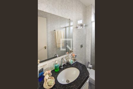 Banheiro da Suíte 4 de apartamento à venda com 5 quartos, 237m² em Santa Efigênia, Belo Horizonte