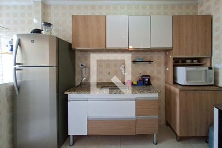 Cozinha de apartamento para alugar com 1 quarto, 42m² em Vila Assuncao, Praia Grande