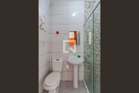 Banheiro da Suíte de apartamento à venda com 1 quarto, 41m² em Azenha, Porto Alegre