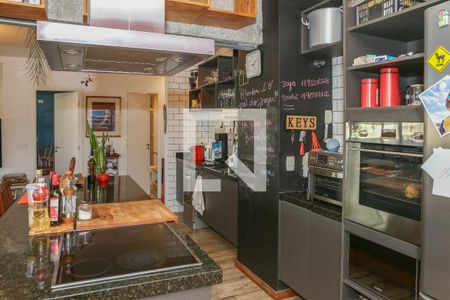 Sala e Cozinha de apartamento à venda com 2 quartos, 102m² em Barra Funda, São Paulo