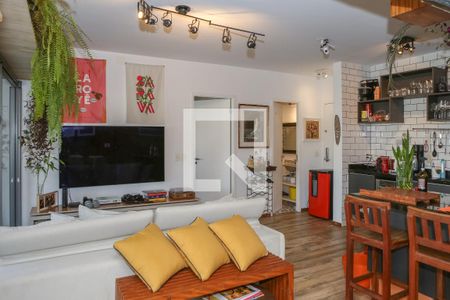 Sala e Cozinha de apartamento à venda com 2 quartos, 102m² em Barra Funda, São Paulo