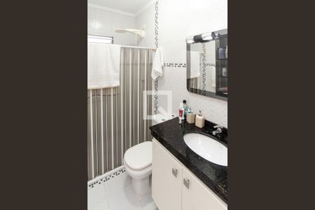 Banheiro da Suíte de casa à venda com 3 quartos, 141m² em Vila Mazzei, São Paulo